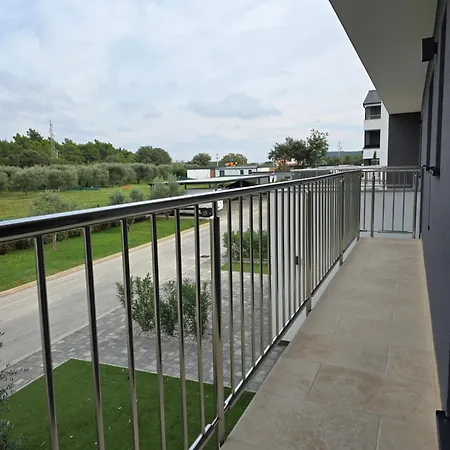Villa Centinera Mit Pool In Meernaehe *