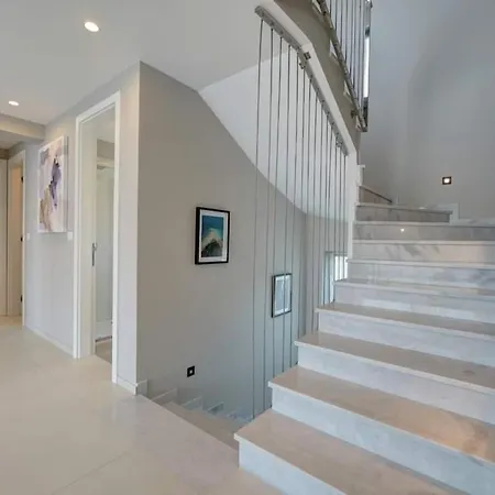 Willa Centinera Mit Pool In Meernaehe